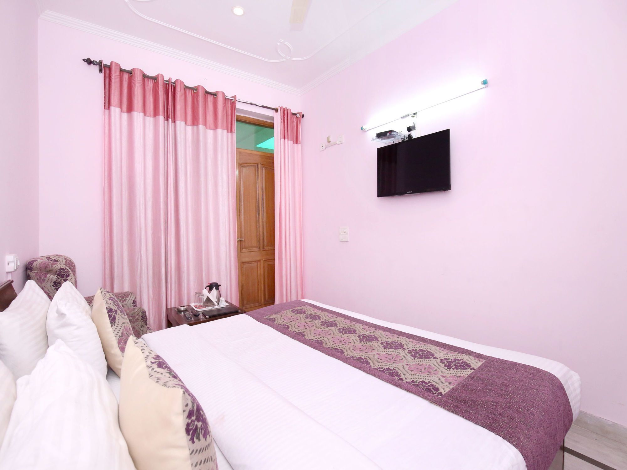 OYO 6463 Hotel Dove Chandīgarh Buitenkant foto
