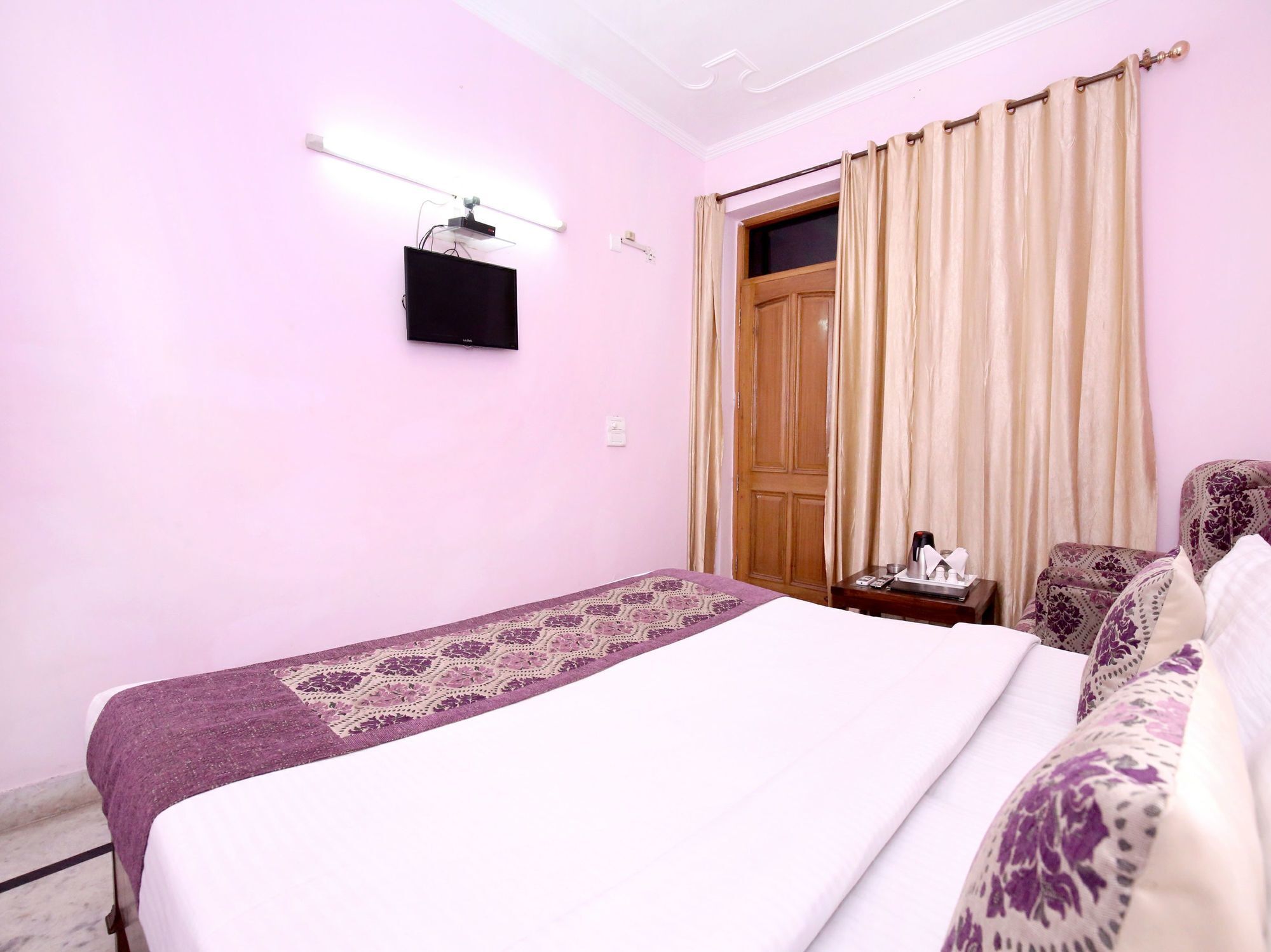 OYO 6463 Hotel Dove Chandīgarh Buitenkant foto