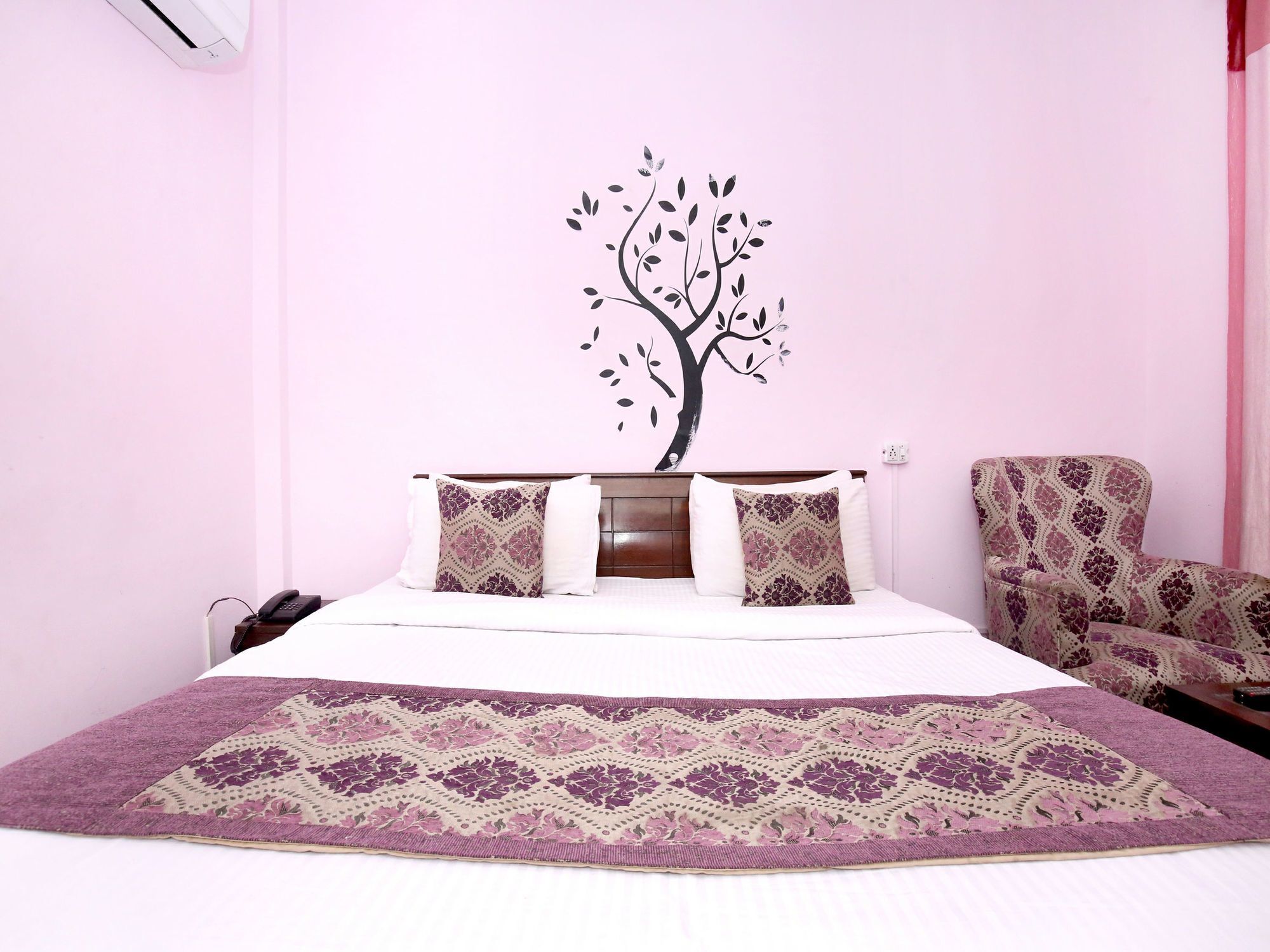 OYO 6463 Hotel Dove Chandīgarh Buitenkant foto